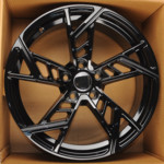 Диск KoKo Kuture 5611 9x21 5*112 Et:32 Dia:66,45 Gloss Black